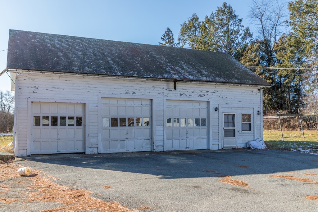 181 Clinton Road Sterling, MA 01564 - Photo 19 of 24 Gallery Image 19