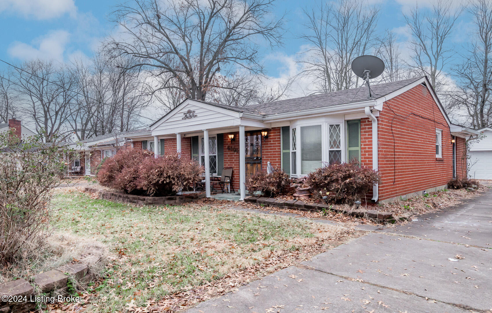 4404 Lambert Road Louisville, KY 40219 - Photo 3 of 52 LTR-103