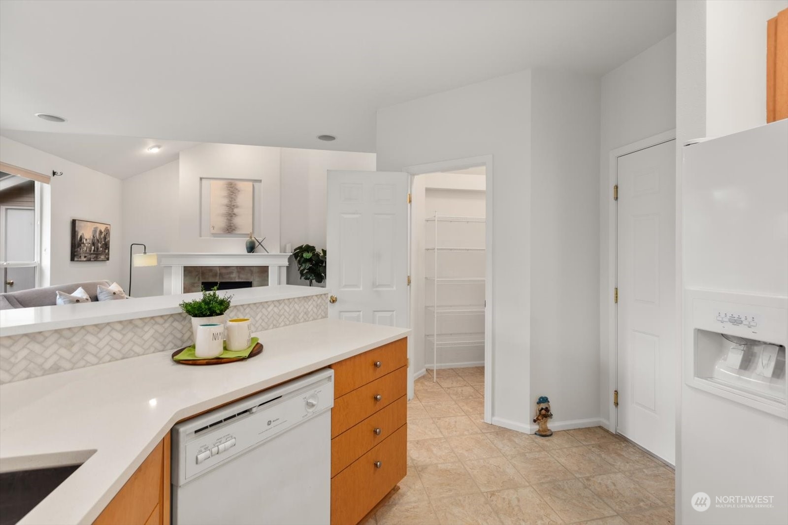 4911 Talbot Place South, Unit D Renton, WA 98055 - Photo 20 of 40