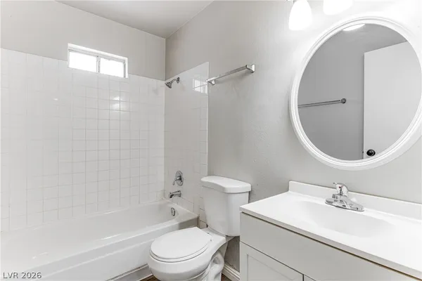 $1,194 | 444 North 13th Street, Unit D, Las Vegas, NV 89101