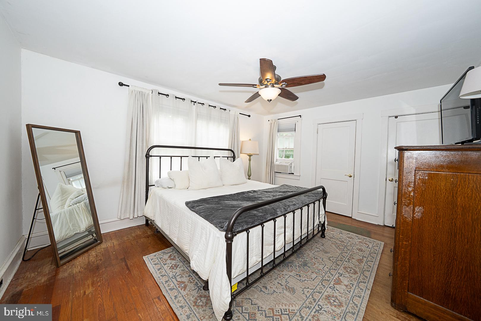 131 Biddle Road Paoli, PA 19301 - Photo 23 of 42 Primary Bedroom with 2 Walk-in Closets