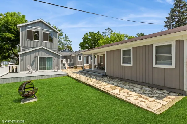 $2,290,000 | 116 North Smith Street, New Buffalo, MI 49117