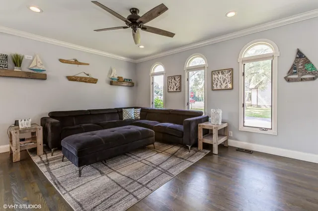 $2,290,000 | 116 North Smith Street, New Buffalo, MI 49117