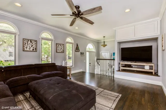 $2,290,000 | 116 North Smith Street, New Buffalo, MI 49117