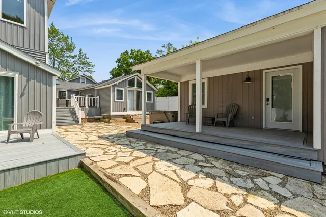 $2,290,000 | 116 North Smith Street, New Buffalo, MI 49117