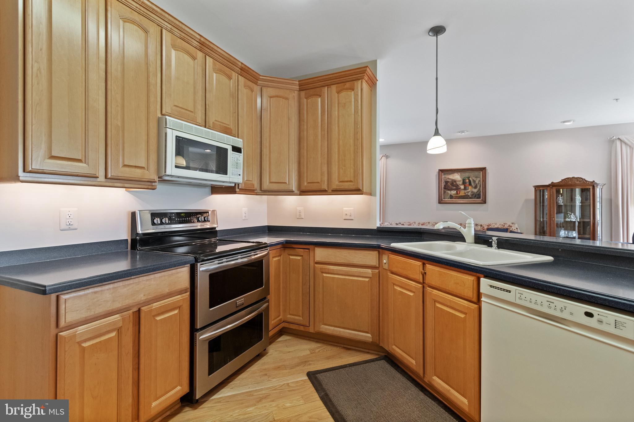 947 Nathaniel Trail Warminster, PA 18974 - Photo 16 of 39