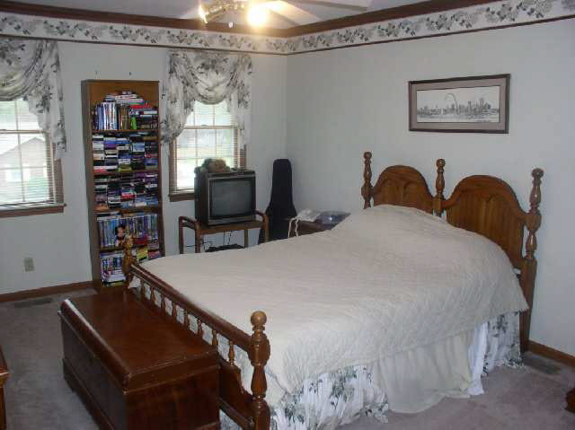807 North Quail Ridge Vincennes, IN 47591 - Photo 6 of 6 Gallery Image 6