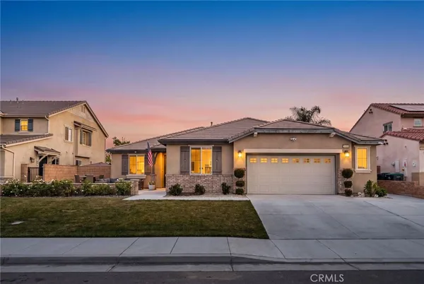 $945,800 | 7924 Sequin Court, Eastvale, CA 92880