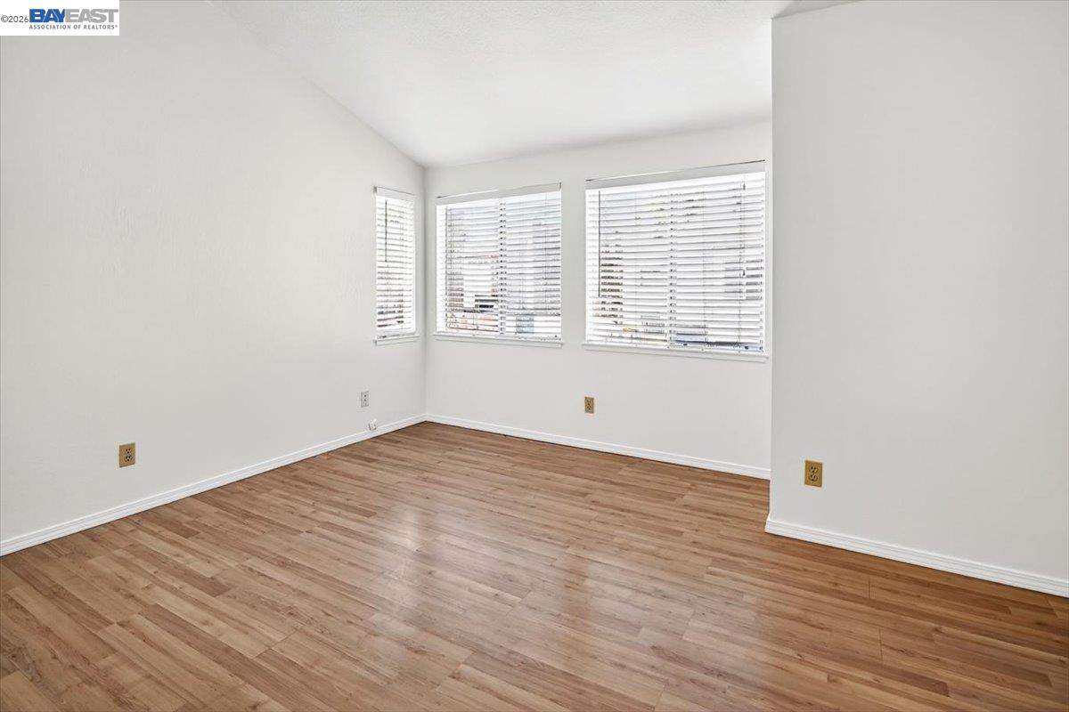 3901 Clayton Road, Unit 23 Concord, CA 94521 - Photo 17 of 32