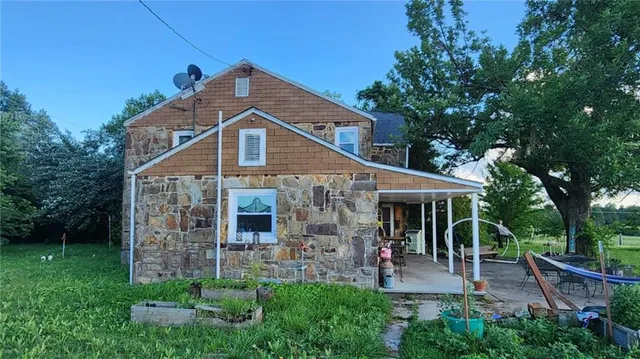 $179,000 | 2357 160th Highway, Columbus, KS 66725