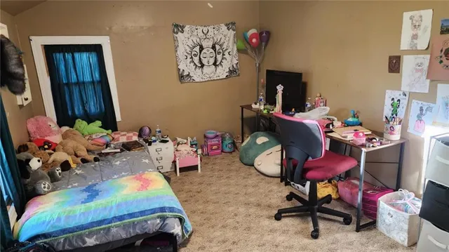 $179,000 | 2357 160th Highway, Columbus, KS 66725