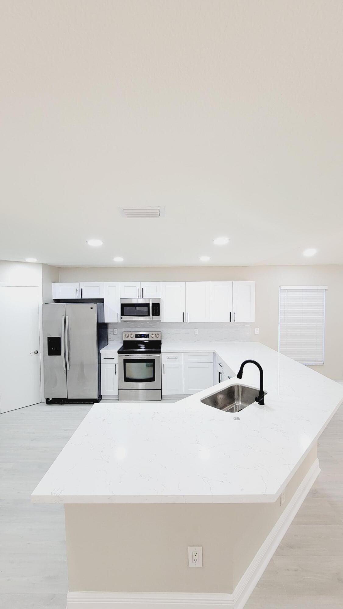22155 Candle Court Boca Raton, FL 33428 - Photo 42 of 55 20231129_144307