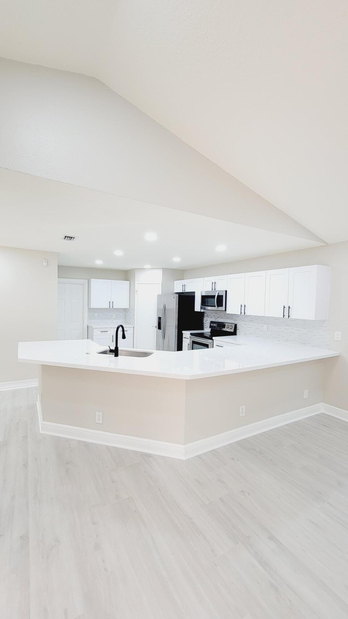 22155 Candle Court Boca Raton, FL 33428 - Photo 43 of 55 20231129_144322