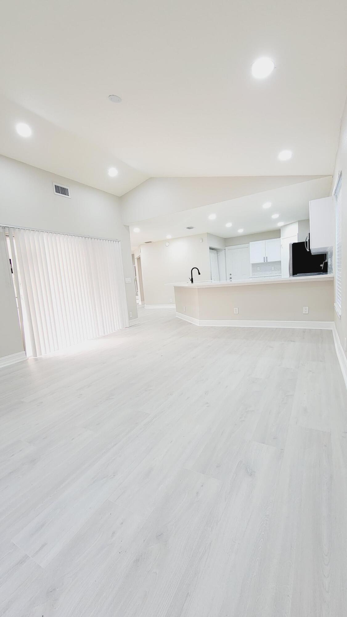 22155 Candle Court Boca Raton, FL 33428 - Photo 44 of 55 20231129_144335