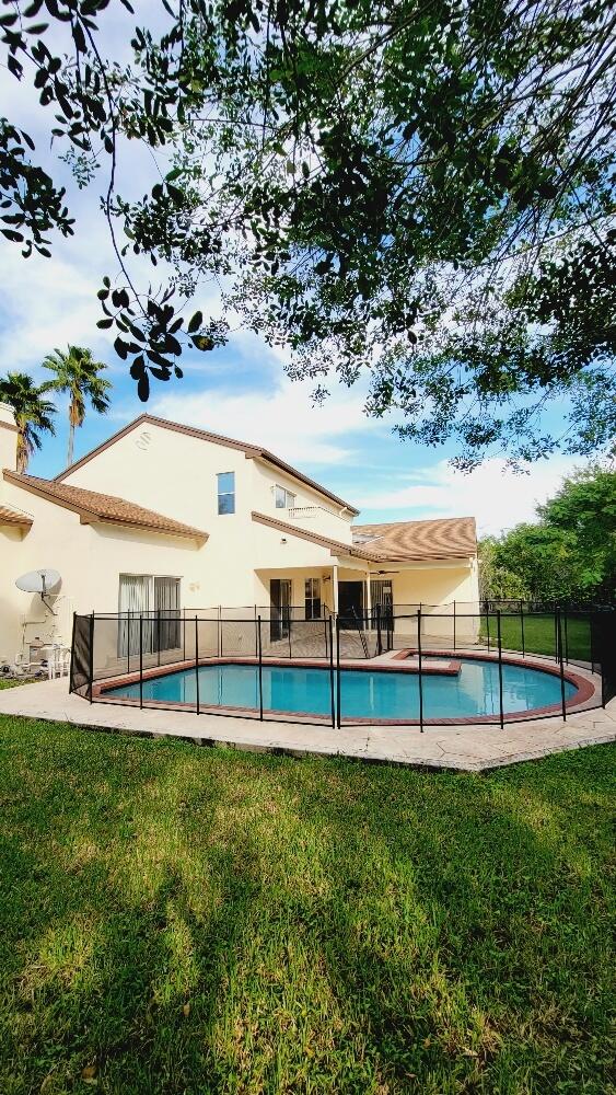22155 Candle Court Boca Raton, FL 33428 - Photo 5 of 55 20231129_144619_resized_2