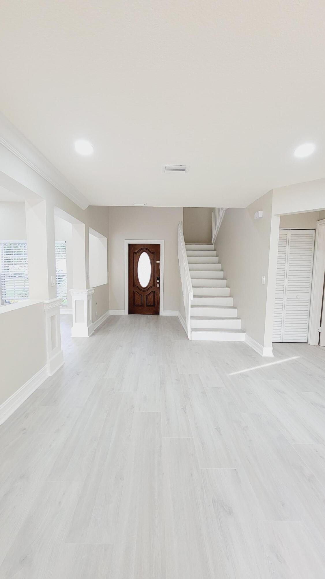 22155 Candle Court Boca Raton, FL 33428 - Photo 8 of 55 20231129_154147