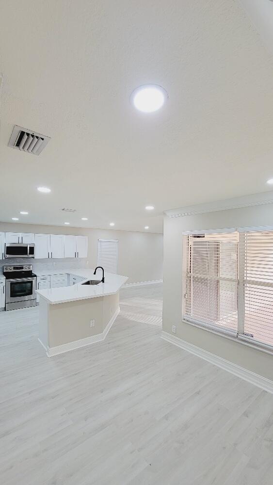 22155 Candle Court Boca Raton, FL 33428 - Photo 10 of 55 20231129_154155_resized_2