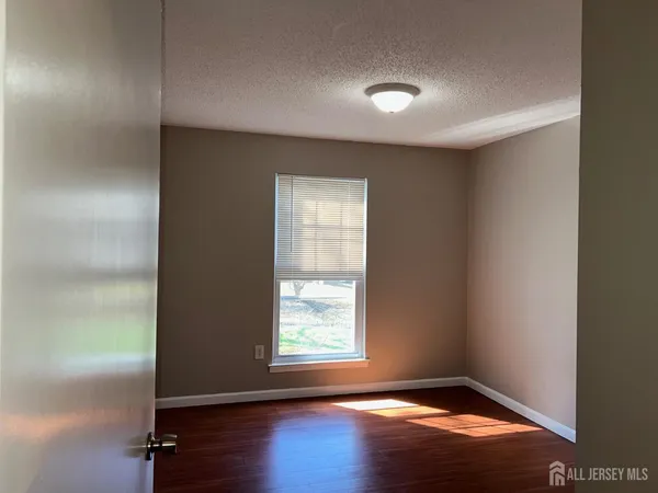 $345,000 | 478 Witney Court, North Brunswick, NJ 08902