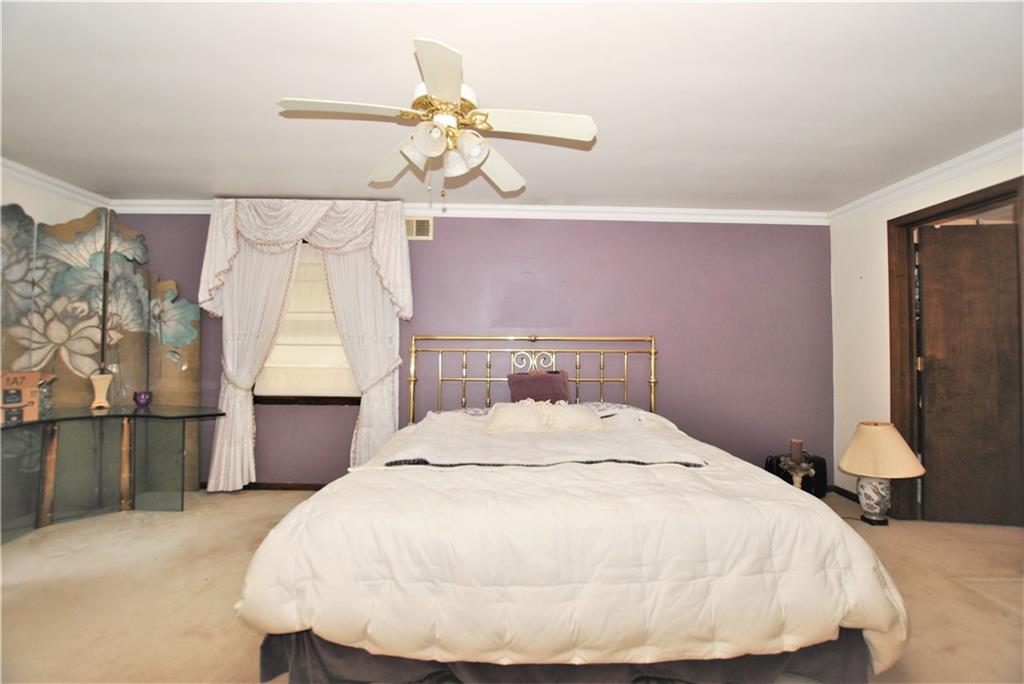 485 Herbst Manor Road Coraopolis, PA 15108 - Photo 12 of 25 Gallery Image 12