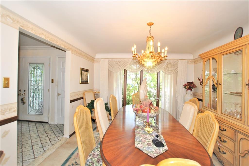485 Herbst Manor Road Coraopolis, PA 15108 - Photo 8 of 25 Gallery Image 8