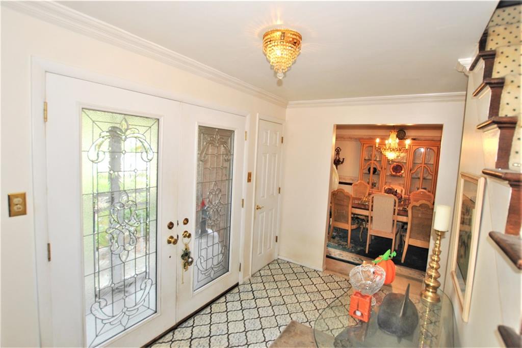 485 Herbst Manor Road Coraopolis, PA 15108 - Photo 10 of 25 Gallery Image 10