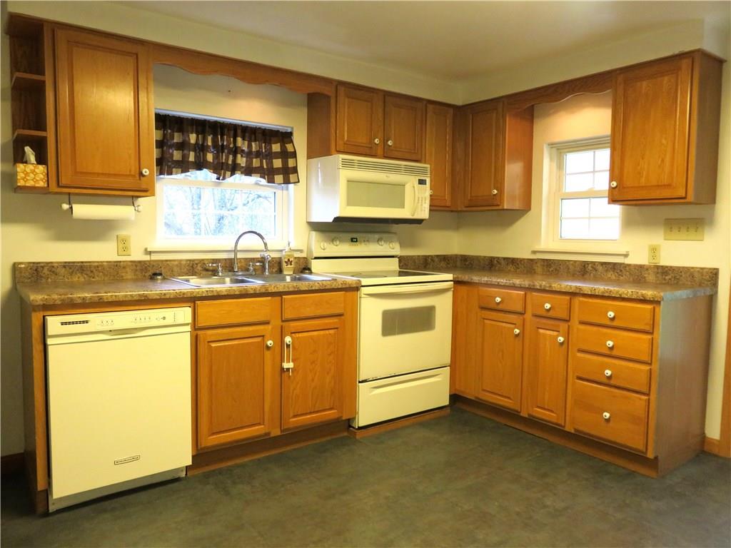 294 Sportsmen Road Hunker, PA 15639 - Photo 7 of 19 Eat-in Kitchen