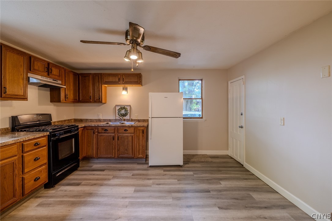 1406 Butternut Street Syracuse, NY 13208 - Photo 6 of 42