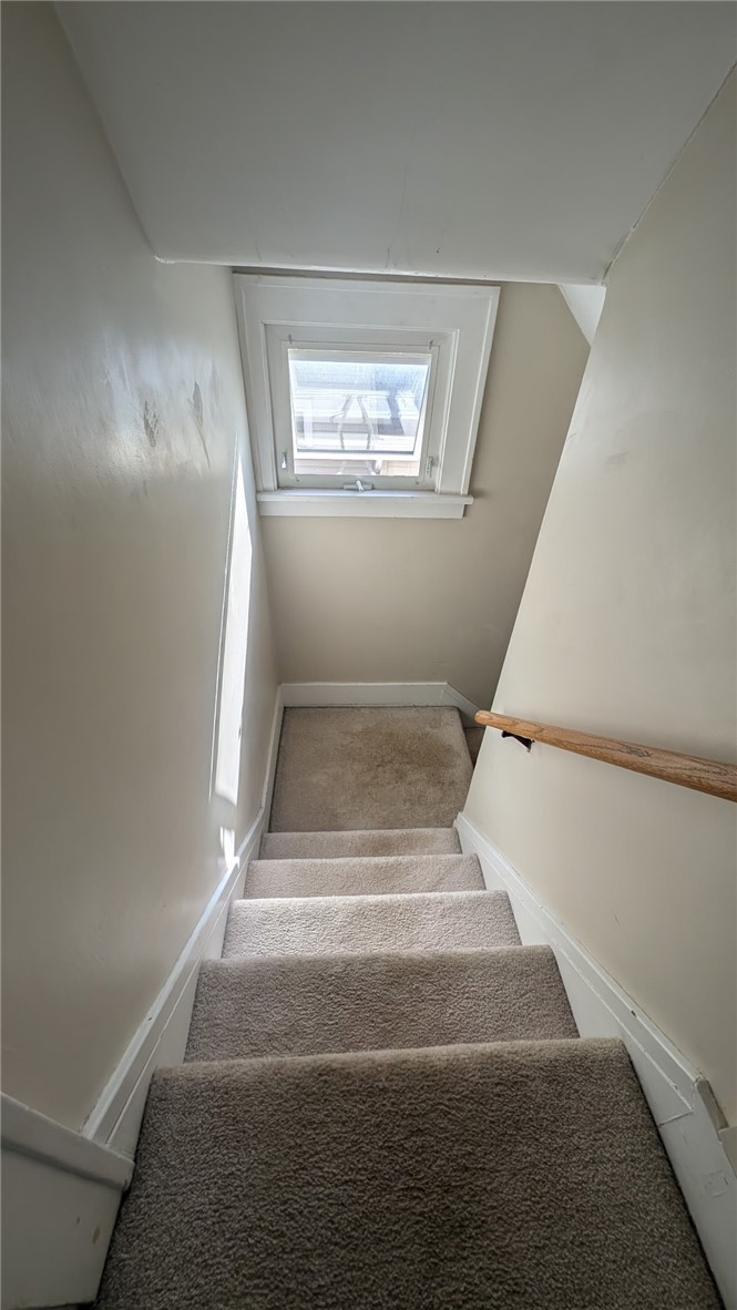 136 Weston Road Rochester, NY 14612 - Photo 16 of 24 Gallery Image 16