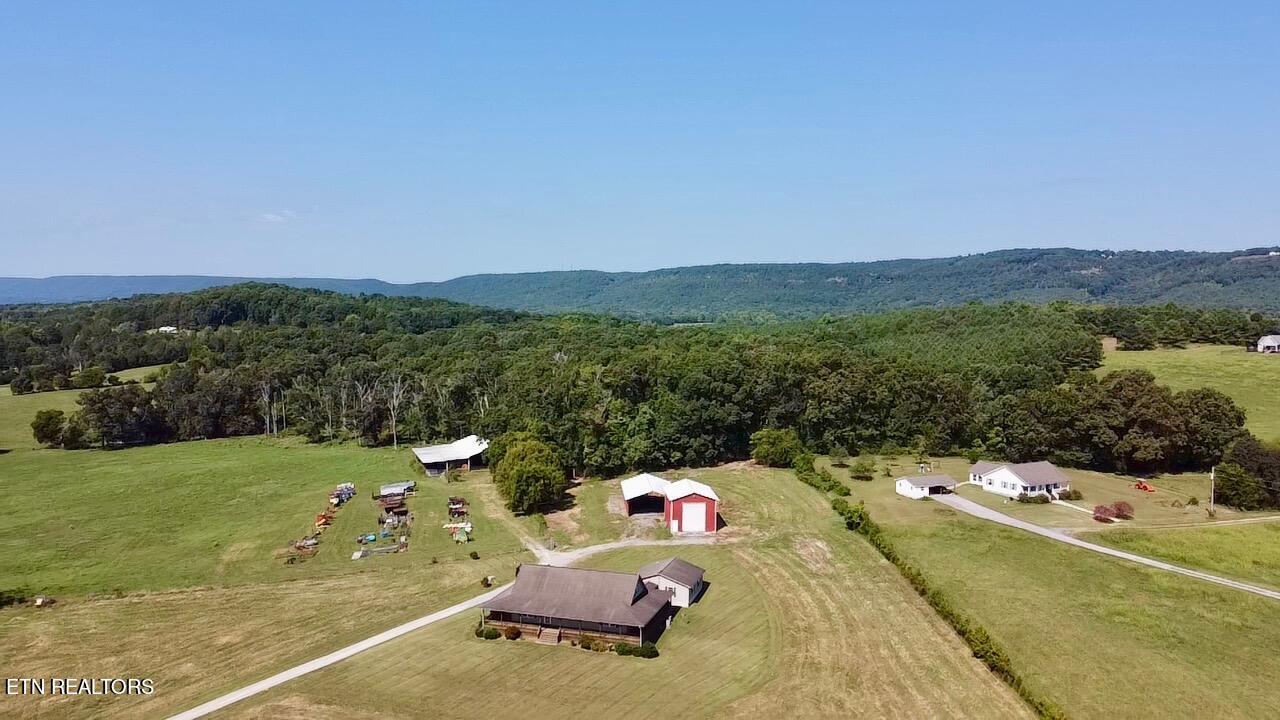 2211 Muddy Creek Road Spring City, TN 37381 - Photo 4 of 60 1-4