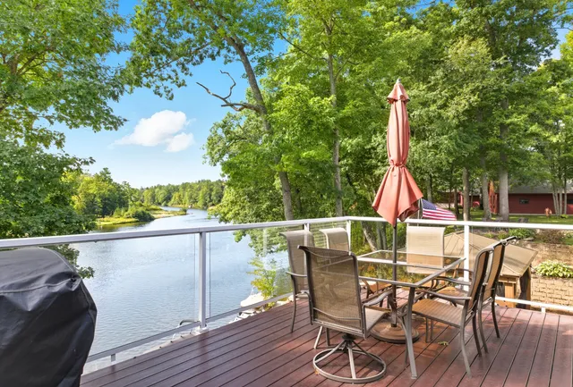 $539,900 | 18685 Kreig Drive, Big Rapids, MI 49307