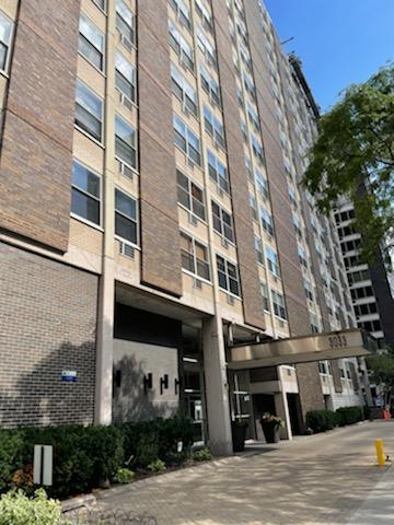 3033 North Sheridan Road, Unit 1507 Chicago, IL 60657 - Photo 1 of 1 Gallery Image 1