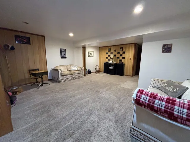 $210,000 | 101 College Drive, Rock Springs, WY 82901