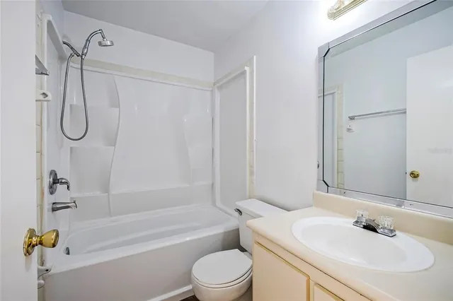 $1,600 | 646 Kenwick Circle, Unit 204, Casselberry, FL 32707