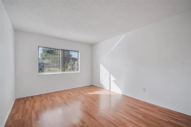 $1,600 | 646 Kenwick Circle, Unit 204, Casselberry, FL 32707