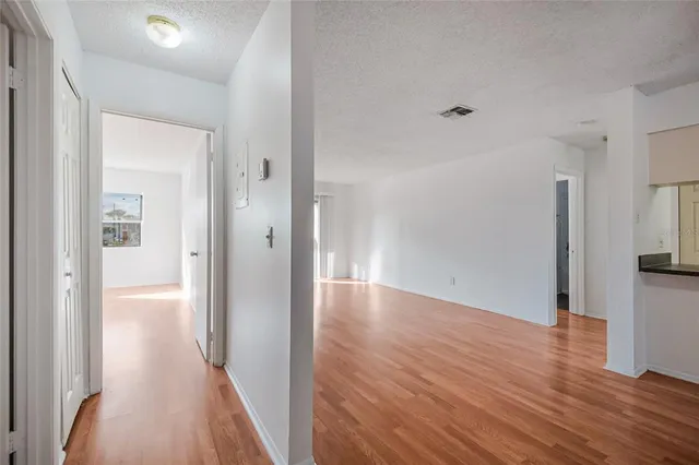 $1,600 | 646 Kenwick Circle, Unit 204, Casselberry, FL 32707