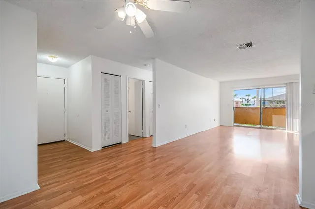 $1,600 | 646 Kenwick Circle, Unit 204, Casselberry, FL 32707