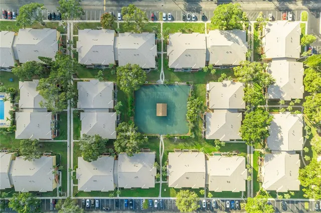 $1,600 | 646 Kenwick Circle, Unit 204, Casselberry, FL 32707