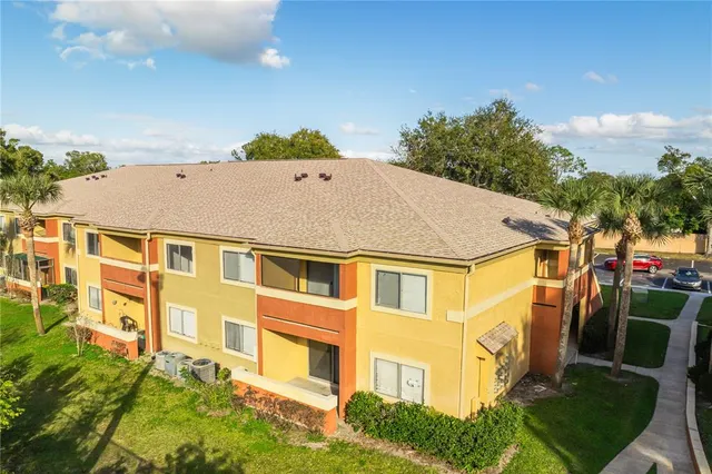 $1,600 | 646 Kenwick Circle, Unit 204, Casselberry, FL 32707