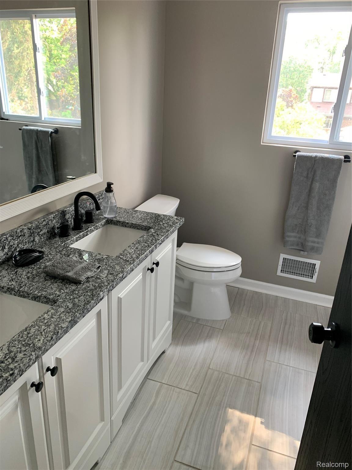 1462 Wagon Wheel Road Canton, MI 48188 - Photo 14 of 20 Full Bath