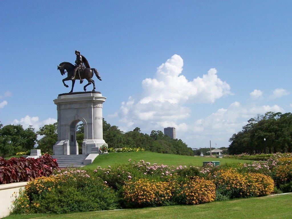 2301 Camden Dr Unit B  