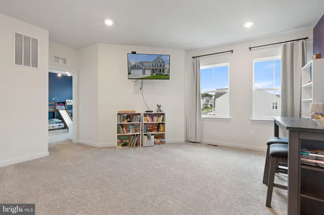 $765,000 | 2114 Whithorn Hill, Jeffersonton, VA 22724