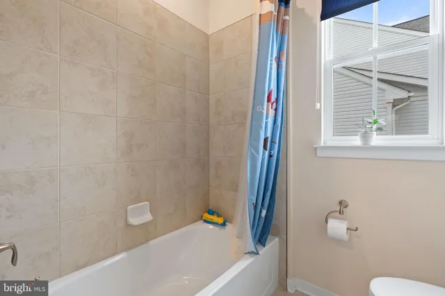 $765,000 | 2114 Whithorn Hill, Jeffersonton, VA 22724