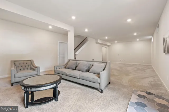 $765,000 | 2114 Whithorn Hill, Jeffersonton, VA 22724