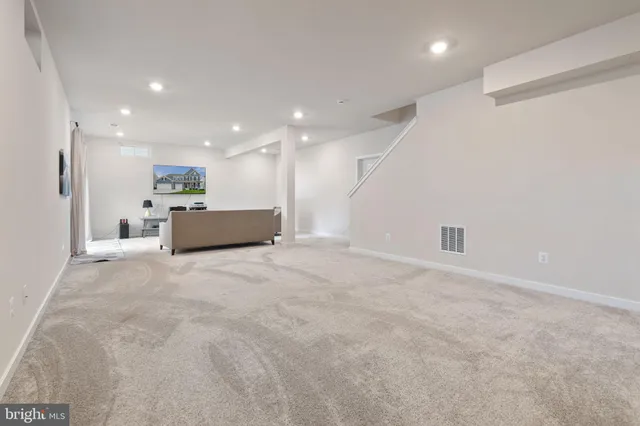 $765,000 | 2114 Whithorn Hill, Jeffersonton, VA 22724