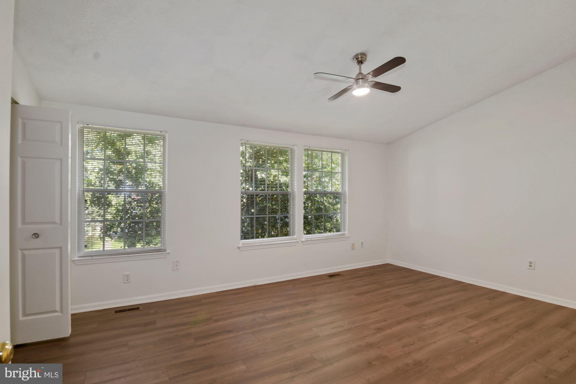 2551 Log Mill Court Crofton, MD 21114 - Photo 4 of 45
