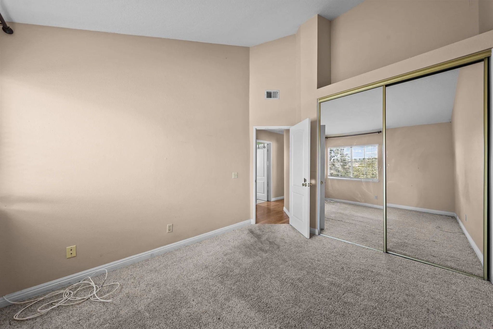 12280 Wildflower Lane Riverside, CA 92503 - Photo 12 of 21