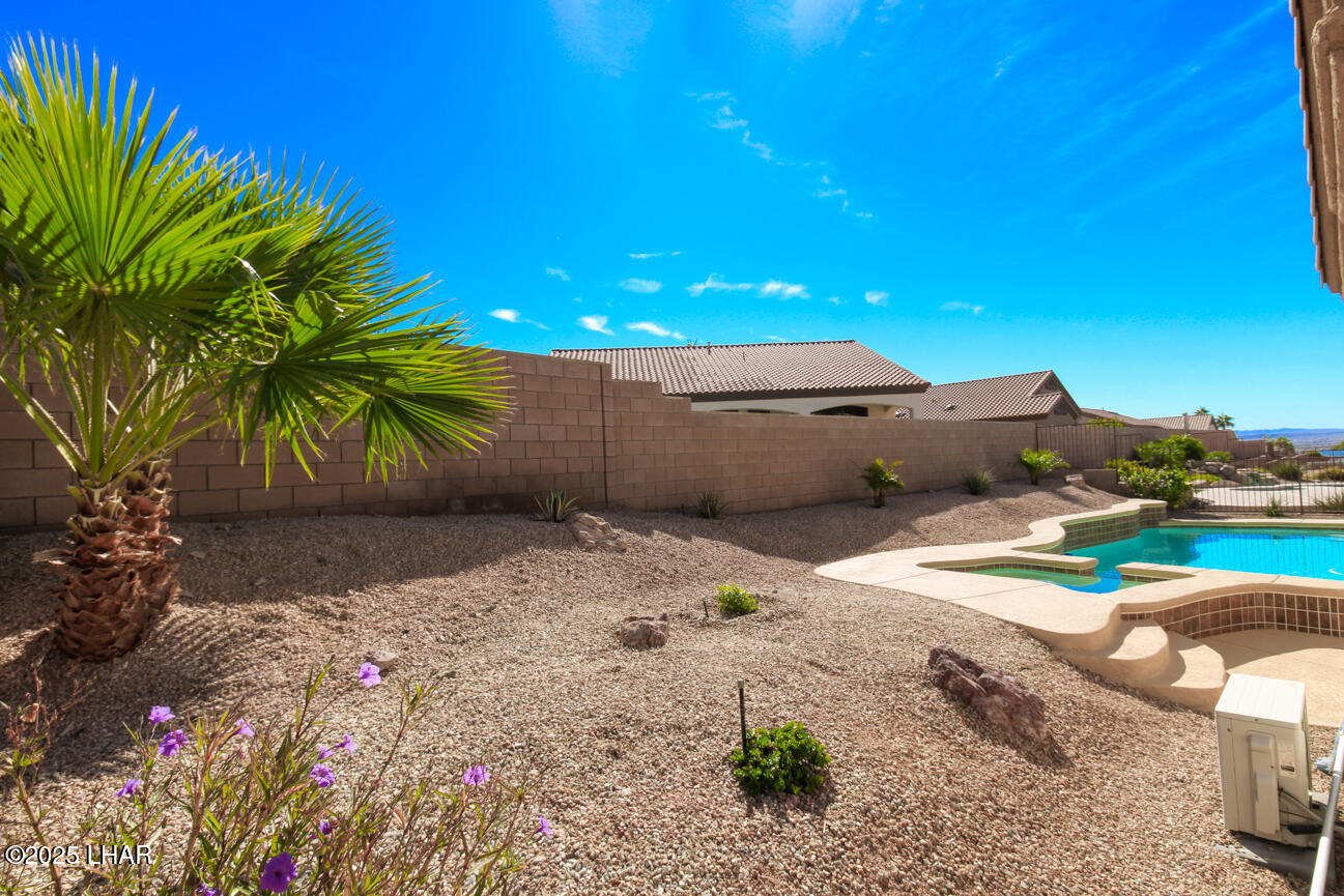 3964 Nottinghill Road Lake Havasu City, AZ 86404 - Photo 25 of 30 Backyard/Pool
