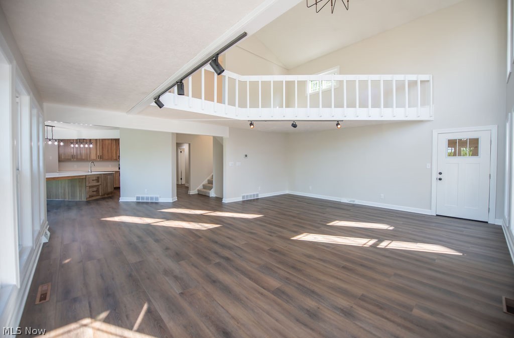 5234 Ribbon Road Southwest Bowerston, OH 44695 - Photo 14 of 50 Expansive living room area