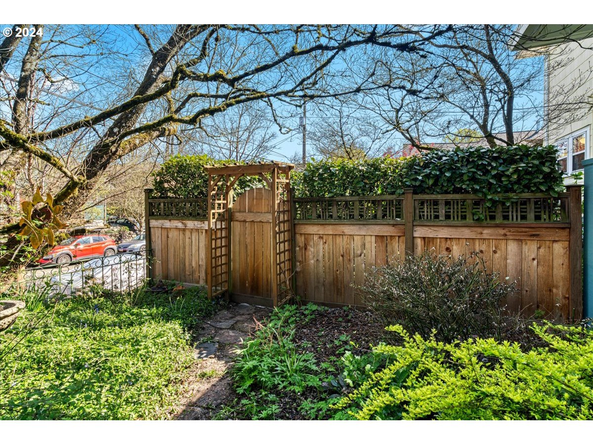 3752 Southeast Alder Street Portland, OR 97214 - Photo 40 of 44 a view of a backyard