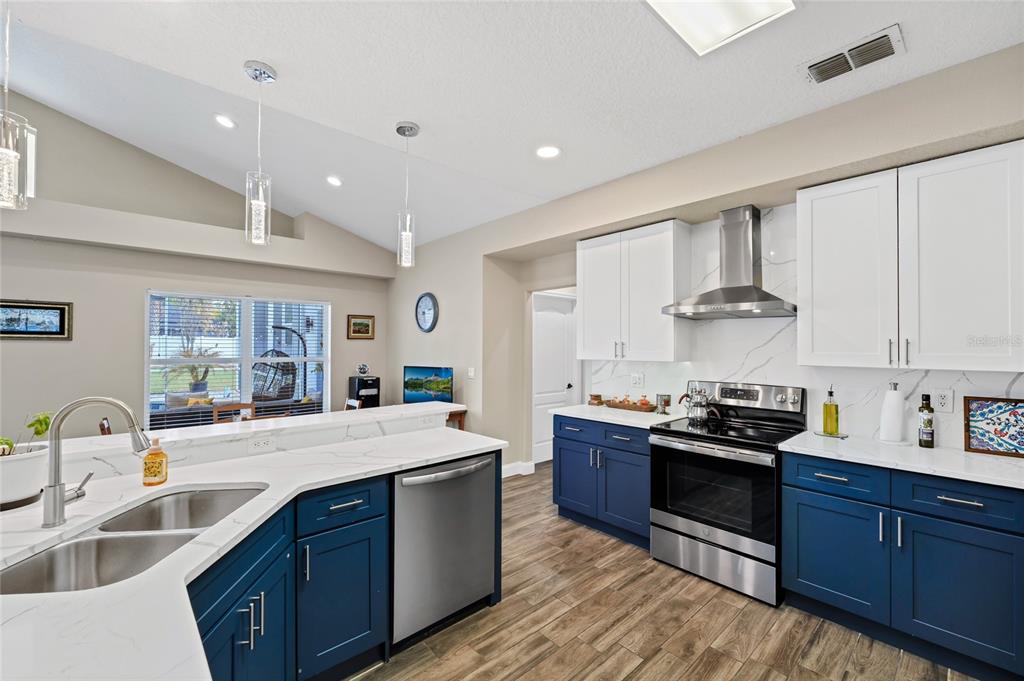 841 Grovesmere Loop Ocoee, FL 34761 - Photo 13 of 48